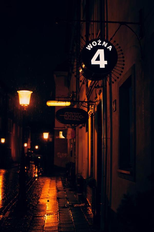 Tcz Wozna Aparthotel พอซนาน ภายนอก รูปภาพ
