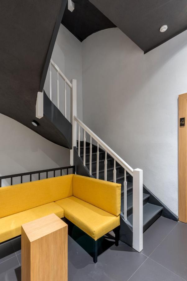Tcz Wozna Aparthotel พอซนาน ภายนอก รูปภาพ
