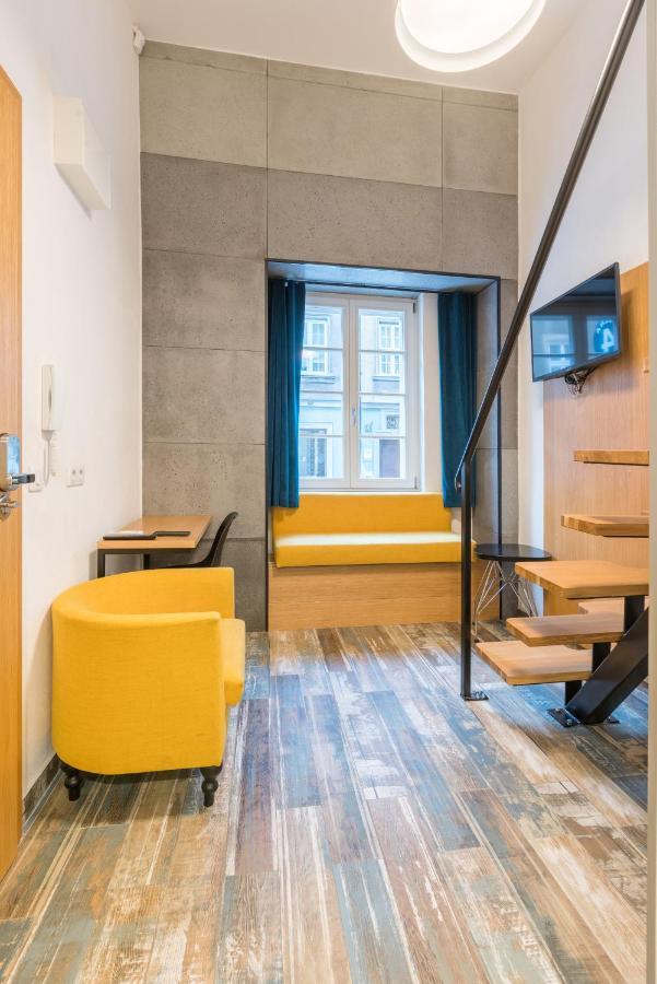 Tcz Wozna Aparthotel พอซนาน ภายนอก รูปภาพ